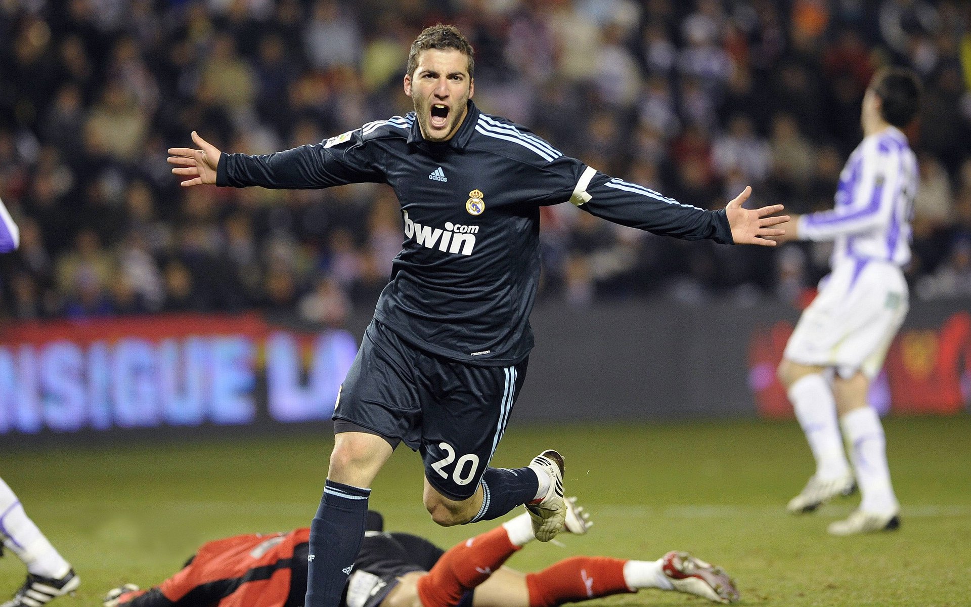 AI辅助训练兴起,让电竞培训变得更科学高效,游戏ai辅助