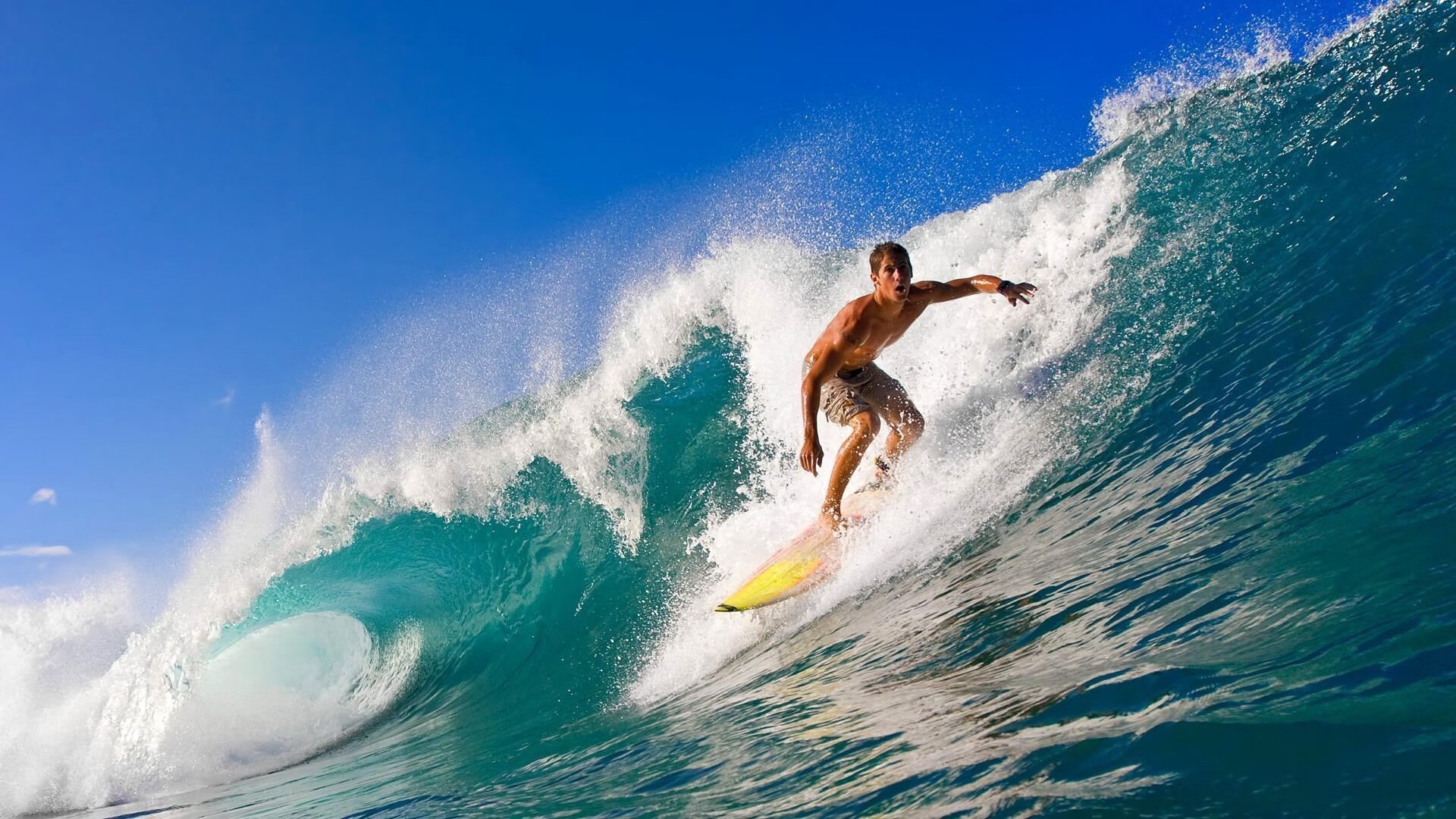 2022季后赛:库里连续三场投中10+三分,成为历史上最“狂”的远投王!