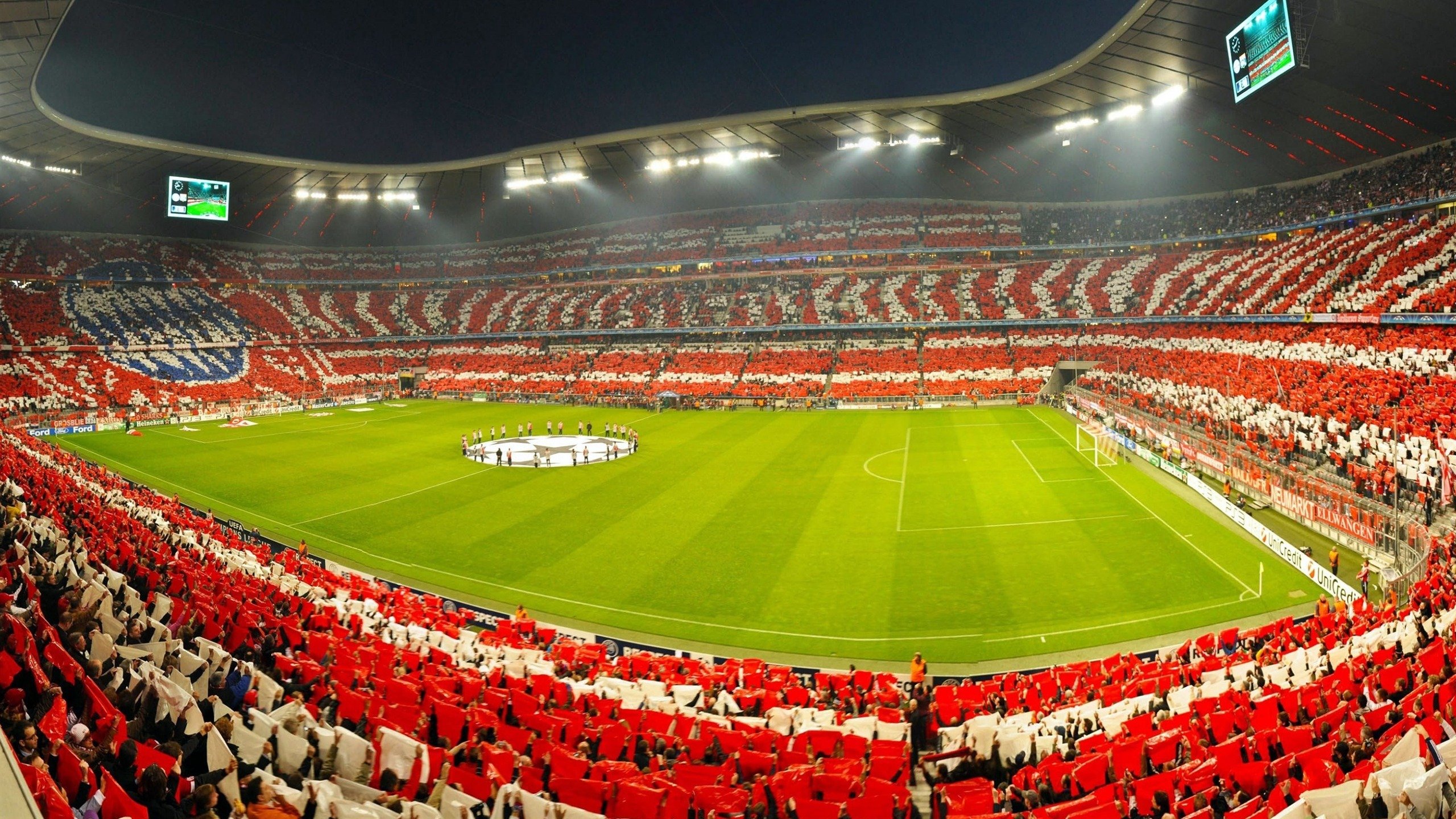 2021年季后赛：“水花兄弟”库里与汤普森联手，多次在关键时刻平推对手